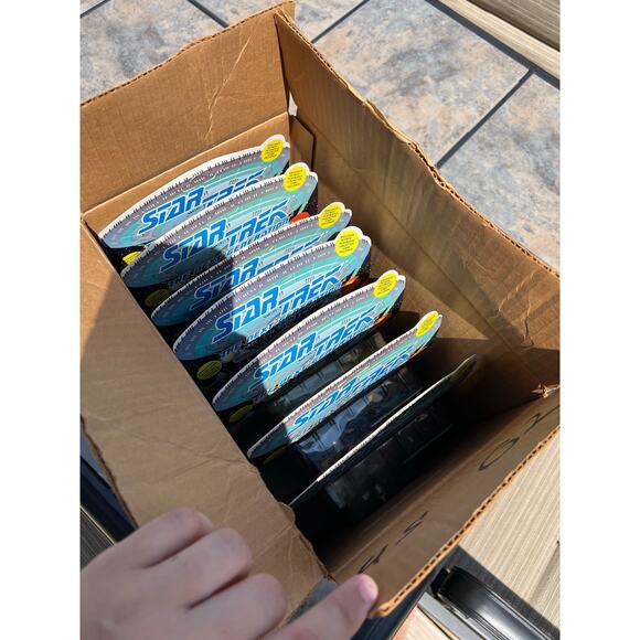 7 Star Trek Playmates 1993 Sky Box Collector Card Included New in Box - Picture 10 of 10